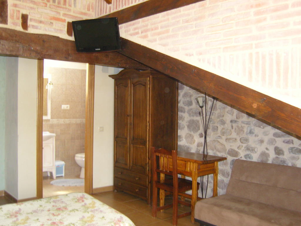 Casa Paulino Hotel Corrales De Buelna Luaran gambar