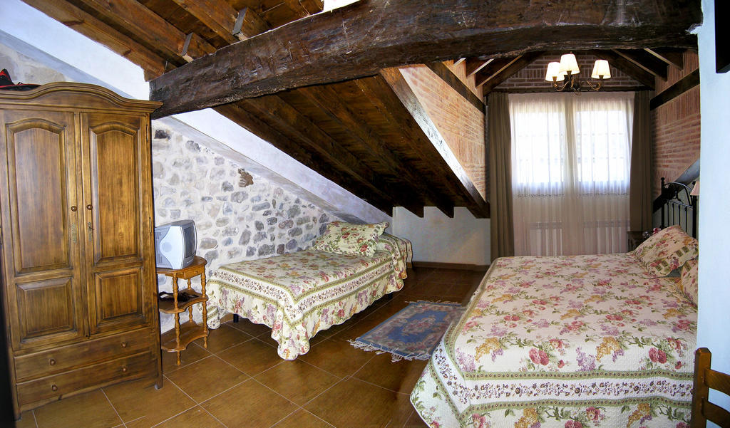 Casa Paulino Hotel Corrales De Buelna Bilik gambar